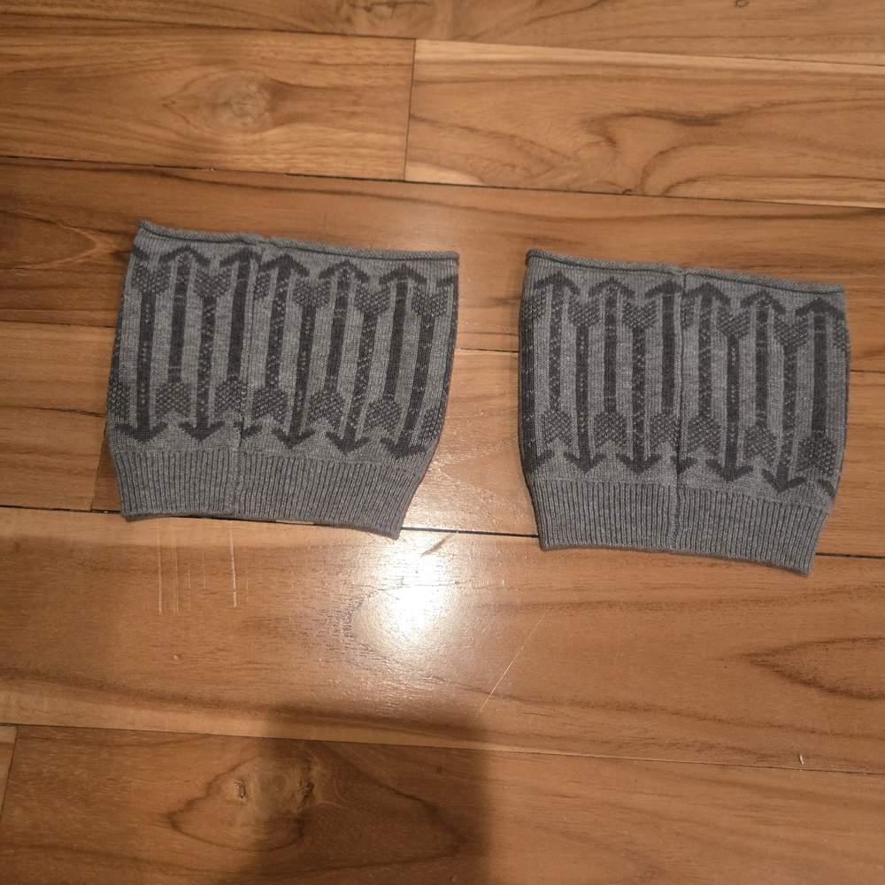 Arrow Boot Cuffs - Picture 3 of 3